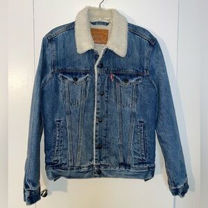 Levi’s Premium Men’s Small Sherpa Trucker Jacket Light Stone Wash